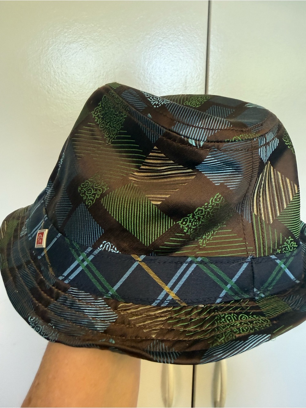 Robert Graham fedora hat - silk tie patterned. - Picture 2 of 7